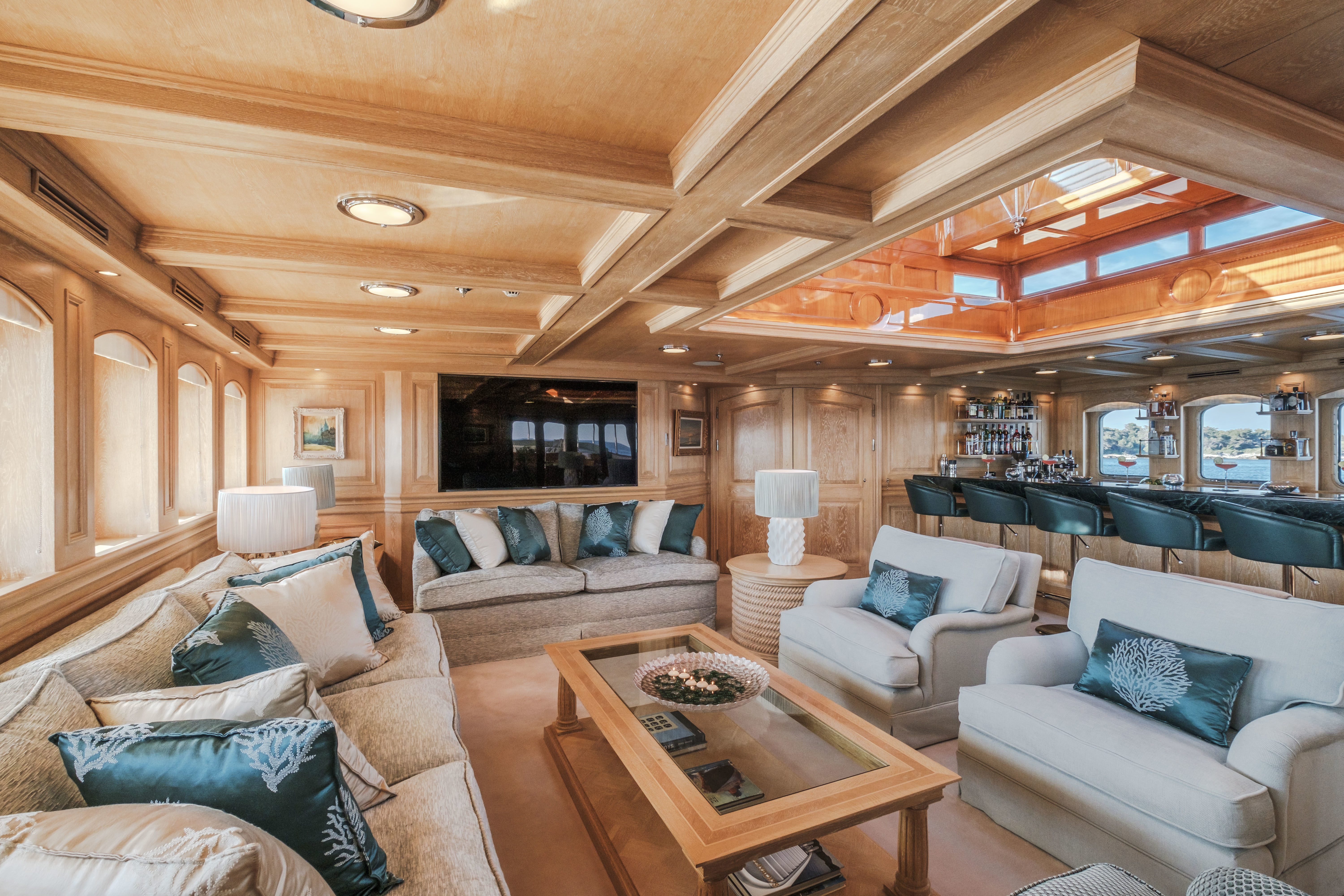 Interior – Luxury Yacht Browser | by CHARTERWORLD Superyacht Charter